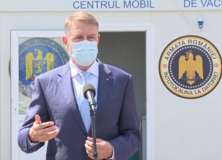 Iohannis: Dacă a venit primăvara nu înseamnă că am scăpat. Vaccinarea, singura cale de ieșire