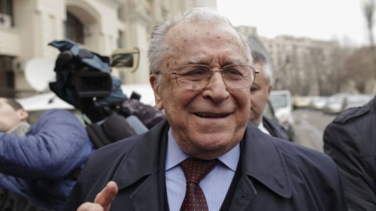 Ion Iliescu a demisionat de la Institutul Revoluţiei Române