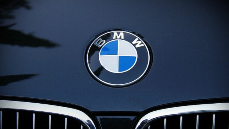 BMW recheamă în service 1,5 milioane de maşini