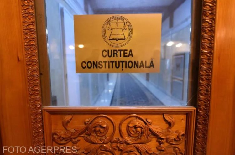 CCR amână pentru 2 decembrie dezbaterile pe solicitarea de anulare a primului tur de scrutin